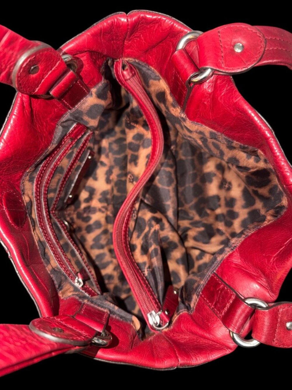 B Makowsky Shoulder Bag A95523 Red Croc Embossed Leather Hobo Satchel +Bag Charm - Picture 10 of 10